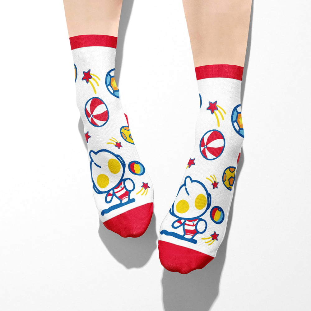 COVER - Ultraman_sock_02_S